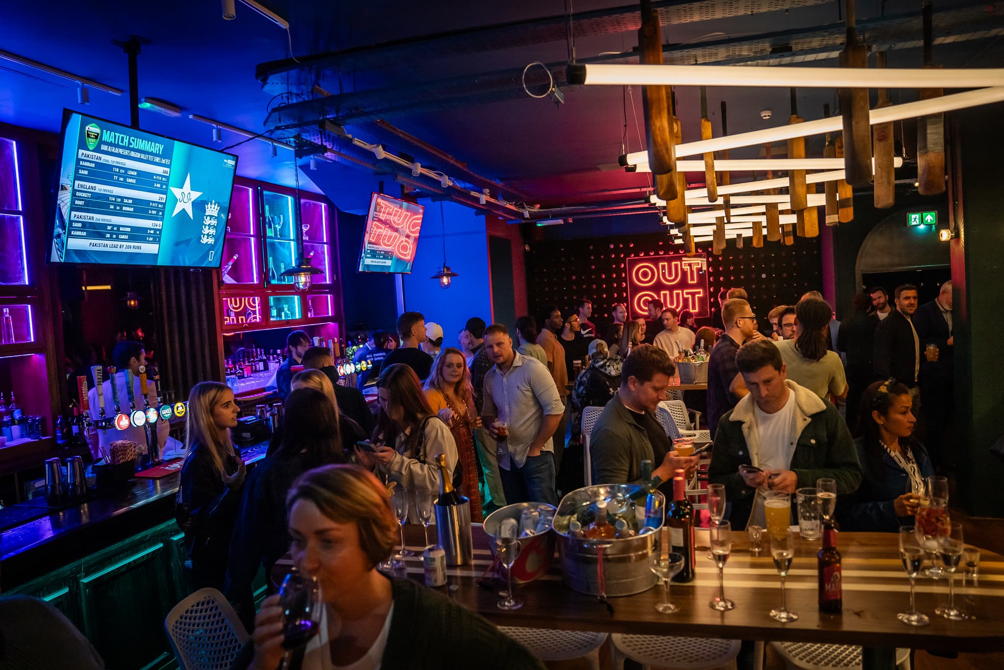 The Weekender #24335